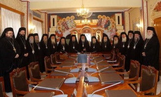 Αγωγή και μήνυση για συκοφαντική δυσφήμιση υπέβαλε η Ιερά Σύνοδος της Εκκλησίας της Ελλάδος
