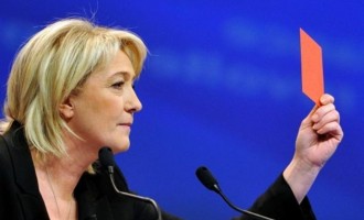 Μαρί Λεπέν: “Εύχομαι να διαλυθεί η Ευρωπαϊκή Ένωση”