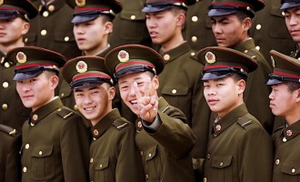 Δεν είναι αστείο: Οι Κινέζοι στρατιώτες ψήλωσαν και δεν χωράνε στα τανκς!