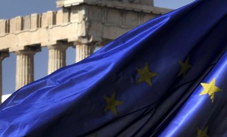 Bruegel για ελληνική οικονομία : Τρίτο πακέτο, κούρεμα και έξοδο στις αγορές το 2030
