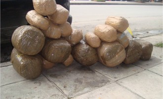 Βρήκαν 230 κιλά κοκαΐνης σε διαμέρισμα στην Βούλα