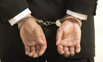 Συνελήφθη συνεργάτης του Ν. Νικολόπουλου κατηγορούμενος για χρηματισμό