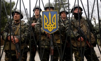 Άδεια να πυροβολήσουν Ρώσους έλαβαν οι Ουκρανοί στρατιώτες στην Κριμαία