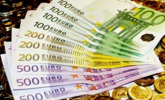 Πρωτογενές πλεόνασμα 1,238 δισ. αλλά και υστέρηση εσόδων 967 εκατ. ευρώ
