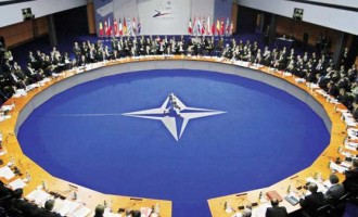 Το ΝΑΤΟ καταδικάζει το δημοψήφισμα της Κριμαίας