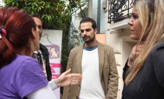 Ο Γ. Σακελλαρίδης στο πασχαλινό Bazaar για τα αδέσποτα