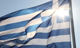 Η Ελλάδα είναι μοναδική: Εξοφλεί χρέος χωρίς νέα δάνεια