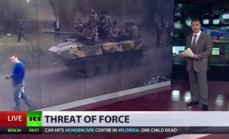 Δείτε σε ΒΙΝΤΕΟ τα ουκρανικά τανκς να παίρνουν θέσεις μάχης