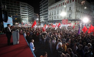 ΣΥΡΙΖΑ: Είμαστε αντιμέτωποι με ολομέτωπη επίθεση ενάντια στη δημοκρατία