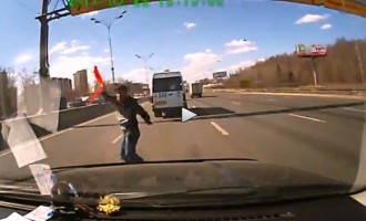 Στους δρόμους της Ρωσίας μπορούν να συμβούν τα πάντα (βίντεο)