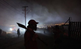 Αγώνας με τις φλόγες για 3η μέρα στη Βαλπαραΐσο, 15 νεκροί, 11.000 άστεγοι