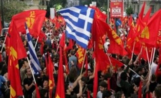 ΚΚΕ: Η ελληνική κυβέρνηση “συναντήθηκε” με τη γερμανική στη ίδια αντιλαϊκή πολιτική