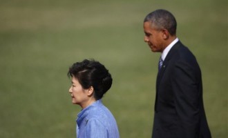 “Πολιτική πόρνη” η πρόεδρος της Νότιας Κορέας