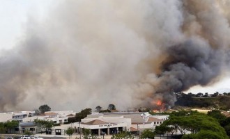 Στο έλεος της πυρκαγιάς η Καλιφόρνια – Εκκενώθηκε πόλη (βίντεο)