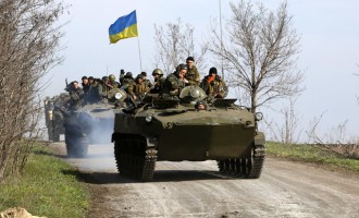 Η Δύση εντείνει την πίεση στη Ρωσία για την Ουκρανία