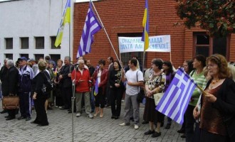 Γεροντόπουλος: Υπάρχει σχέδιο για διάσωση των Ελλήνων της Ουκρανίας