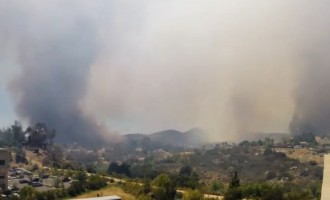 Καλιφόρνια: Εντυπωσιακό βίντεο με το πέρασμα της φωτιάς