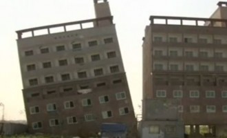 Κορέα: Κτίριο υπό κατασκευή έγειρε κατά 30 μοίρες (βίντεο)