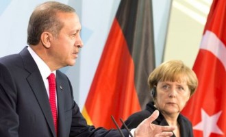 Τσαμπουκάς Ερντογάν σε Μέρκελ: Η Γερμανία είναι καταφύγιο τρομοκρατών