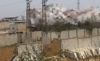 Οι δυνάμεις του Άσαντ “εξαφάνισαν” κτίριο των μουσουλμάνων (βίντεο)