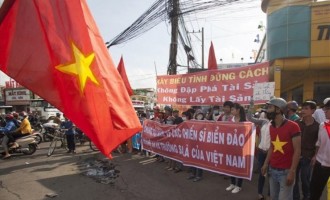 Με αίμα βάφτηκαν οι αντικινεζικές ταραχές στο Βιετνάμ