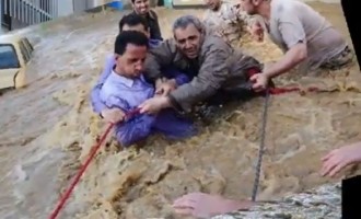 Βιβλική καταστροφή από τις πλημμύρες στο Αφγανιστάν (βίντεο)