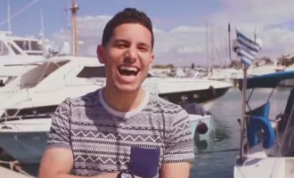 Ο Έλληνας ράπερ που μετέχει σε διαγωνισμό των χωρών του Μουντιάλ (βίντεο)