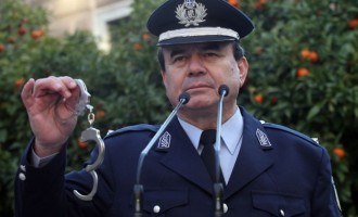 Χ. Φωτόπουλος: Ανεγκέφαλοι και εγκληματικές φυσιογνωμίες στην Αστυνομία