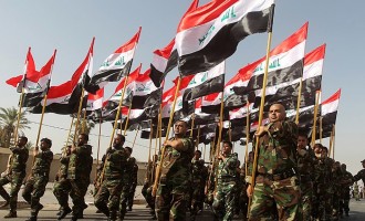 Ιράκ: Η μεγαλειώδης παρέλαση των Σιιτών πριν πάνε στο μέτωπο να πολεμήσουν τους ισλαμοφασίστες