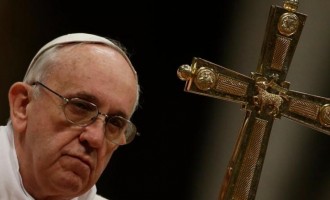 Καταδίκασε τη νομιμοποίηση της μαριχουάνας ο Πάπας Φραγκίσκος