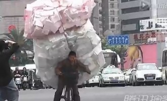 Σανγκάη: Αυτή η δουλειά δεν πληρώνεται με τίποτα! (βίντεο)