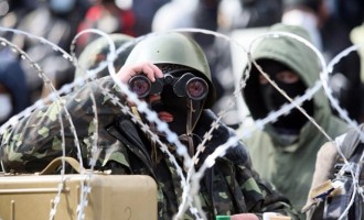 Αντάρτες επιτέθηκαν στο αεροδρόμιο του Λουγκάντσκ στην ανατολική Ουκρανία