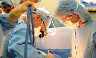 Οι Έλληνες γιατροί “στηρίζουν” το ΕΣΥ στην Γερμανία