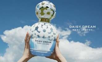 Daisy Dream by Marc Jacobs: Το καλοκαίρι έχει άρωμα καρύδας!