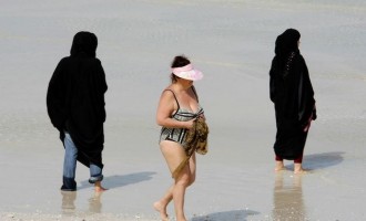 Αττάλεια: Ανοίγει η πρώτη παραλία μόνο για… γυναίκες