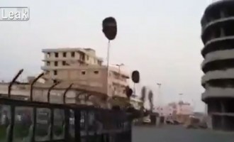 Φρίκη στην Συρία: Αποκεφάλισαν 50 στρατιώτες και τους έβαλαν σε δημόσια θέα (βίντεο)