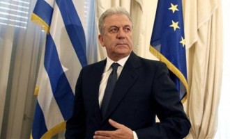 Έρχεται στην Αθήνα ο Αβραμόπουλος να εκλεγεί Πρόεδρος της Δημοκρατίας
