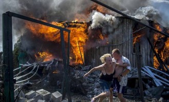 Οι Ουκρανοί βομβάρδισαν τα περίχωρα του Λουγκάντσκ