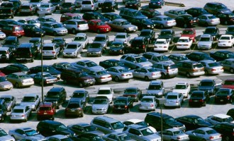 Χωρίς φόρο πολυτελείας τα εισαγόμενα αυτοκίνητα άνω των 10 ετών