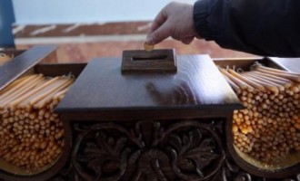 Καστοριά: Συνελήφθη ιερόσυλος που άδειαζε τα παγκάρια της Αγίας Παρασκευής