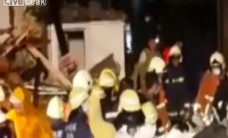 Τραγωδία στην Ταϊβάν: Αεροπλάνο έπεσε σε κατοικημένη περιοχή – 51 νεκροί  (βίντεο)