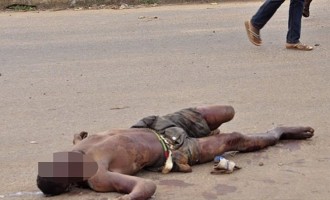 Εικόνες σοκ: Γέμισαν πτώματα από τον Έμπολα οι δρόμοι της Λιβερίας