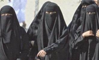 Ισλαμικό Κράτος: Στη Μοσούλη βιάζουν, ακρωτηριάζουν (κλειτοριδεκτομή) και βασανίζουν γυναίκες