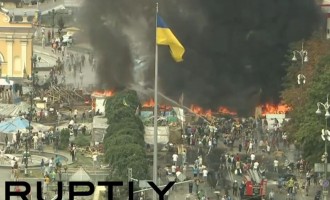 Κίεβο: Στις φλόγες και πάλι η πλατεία Μαϊντάν (βίντεο)