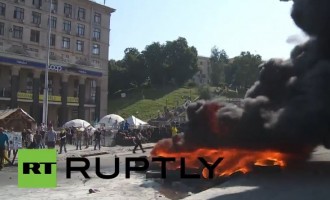 Συγκρούσεις στο Κίεβο σε επιχείρηση εκκαθάρισης της πλατείας Μαϊντάν (βίντεο)