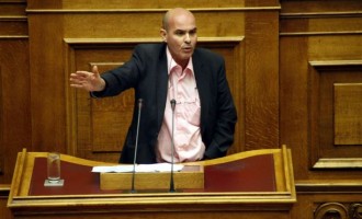 Δεν θα ψηφίσει για Πρόεδρο της Δημοκρατίας ο Μιχελογιαννάκης