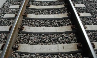 Βουτιά θανάτου στον ΗΣΑΠ: Διαμελίστηκε από διερχόμενο τρένο
