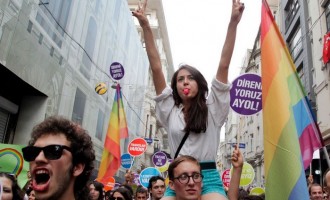 Χουριέτ: Μικρή επανάσταση το πρώτο περιοδικό για gay στην Τουρκία