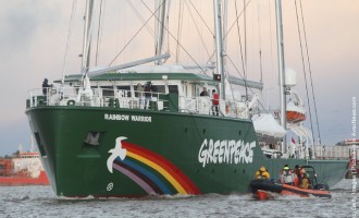 Το Rainbow Warrior ΙΙΙ της Greenpeace στη Ρόδο