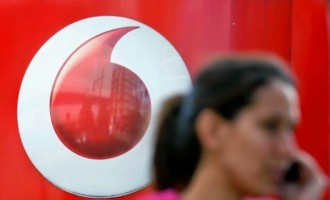 H  Vodafone εξαγόρασε την hellas online